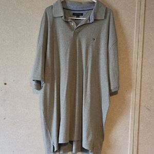 Tommy Hilfiger Men's Polo Shirt in Gray